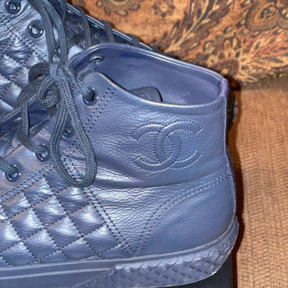 100% Auth CHANEL Hightop Sneakers - Picture 16 of 16